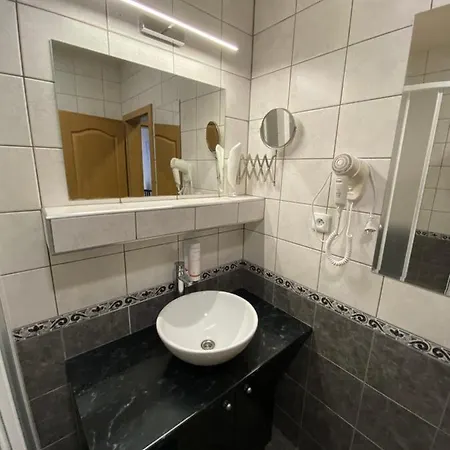 Zebetinsky Dvur 3*